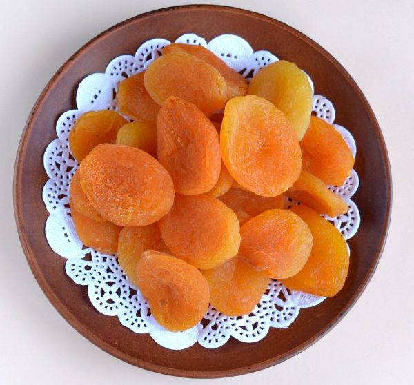 dried apricots, apricot, dried-3338395.jpg